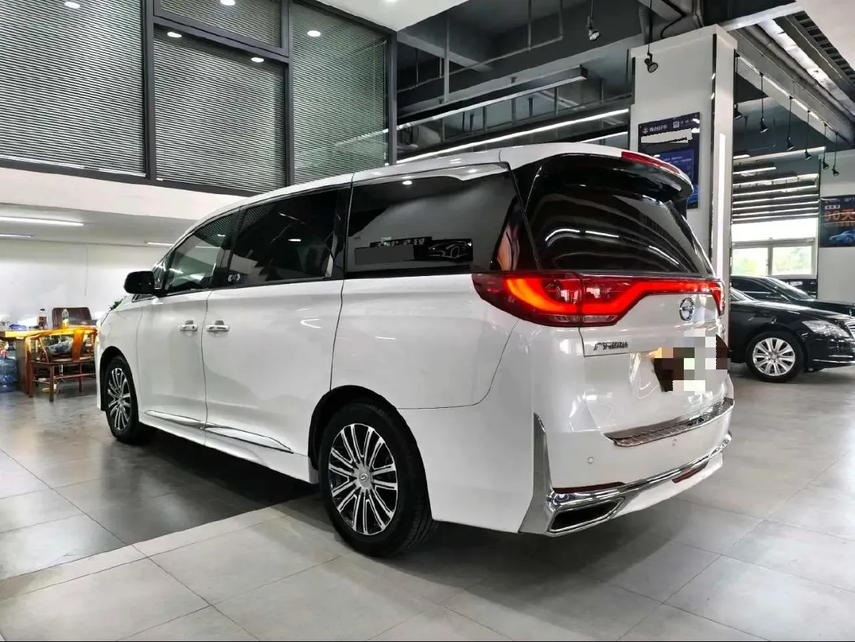2021 GAC Trumpchi M8 2.0T 252HP L4 8AT,autocango,china used car exporter,china ev exporter,chinese used car exporter,chinese used ev exporter