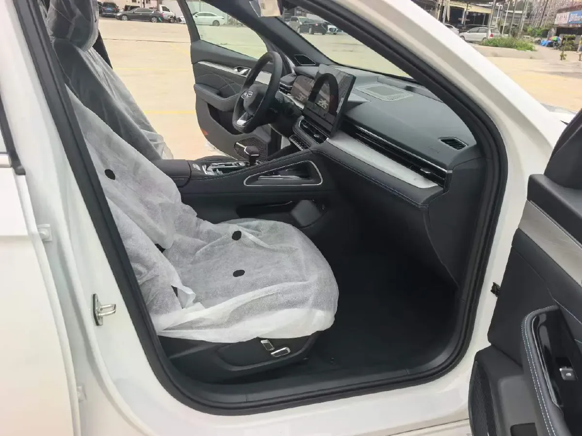 2026 Geely Preface 1.5T 181HP L4 7DCT,autocango,china used car exporter,china ev exporter,chinese used car exporter,chinese used ev exporter