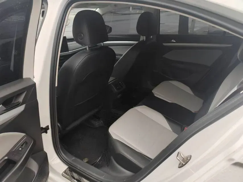 2025 Volkswagen Bora 1.2T 116HP L4 7DCT,autocango,china used car exporter,china ev exporter,chinese used car exporter,chinese used ev exporter