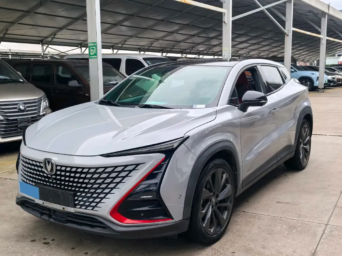 2020 ChangAn UNI-T 1.5T 180HP L4 7DCT,autocango,china used car exporter,china ev exporter,chinese used car exporter,chinese used ev exporter