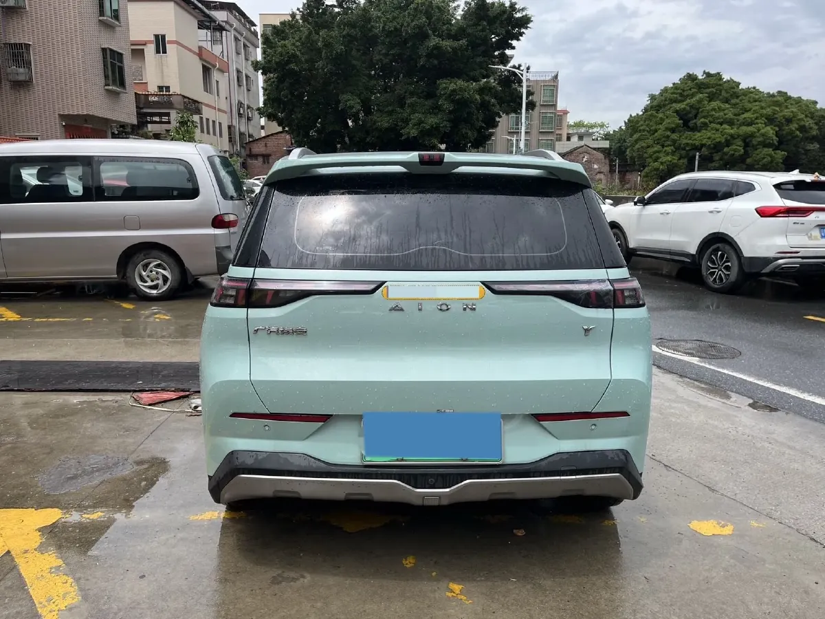 2022 Geely Okavango 1.8T 184HP L4 7DCT,autocango,china used car exporter,china ev exporter,chinese used car exporter,chinese used ev exporter