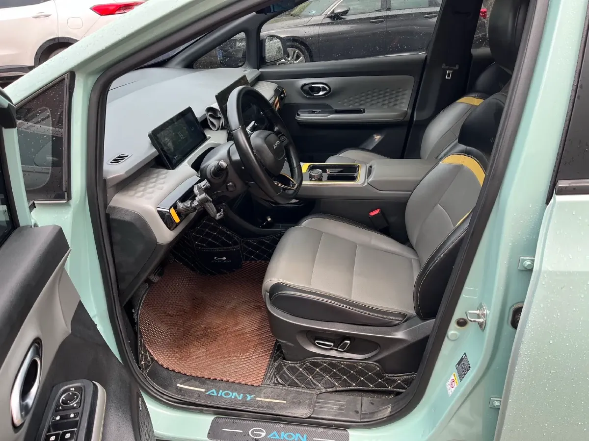 2022 Geely Okavango 1.8T 184HP L4 7DCT,autocango,china used car exporter,china ev exporter,chinese used car exporter,chinese used ev exporter