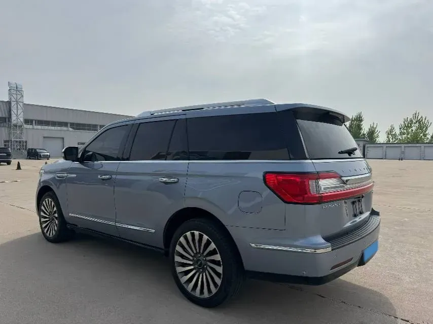 2019 Lincoln Navigator 3.5T 388HP V6 10AT,autocango,china used car exporter,china ev exporter,chinese used car exporter,chinese used ev exporter