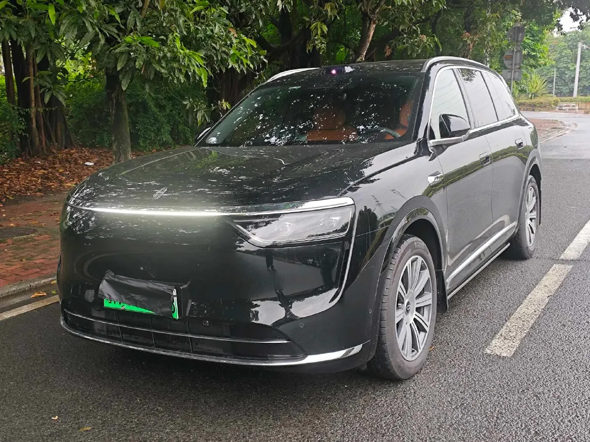 2025 AITO AITO M8 REEV 160HP REEV 53.4KWH,autocango,china used car exporter,china ev exporter,chinese used car exporter,chinese used ev exporter