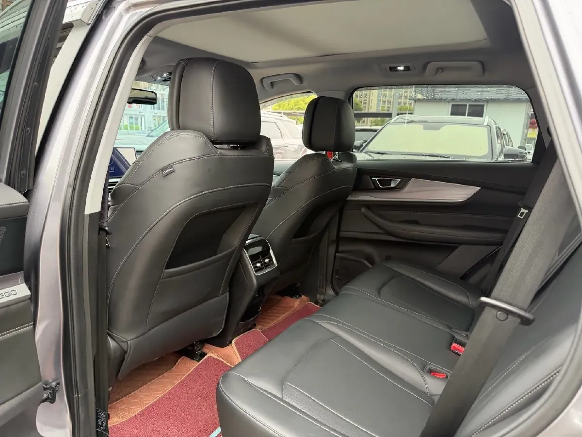 2021 Chery Tiggo 8 2.0T 254HP L4 7DCT,autocango,china used car exporter,china ev exporter,chinese used car exporter,chinese used ev exporter