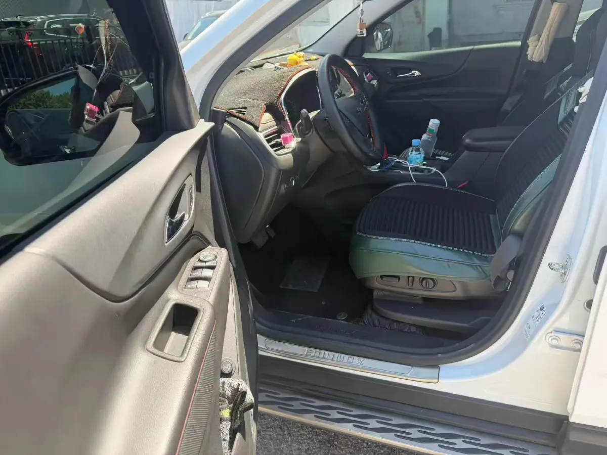 2019 Chevrolet Equinox 2.0T 260HP L4 9AT,autocango,china used car exporter,china ev exporter,chinese used car exporter,chinese used ev exporter