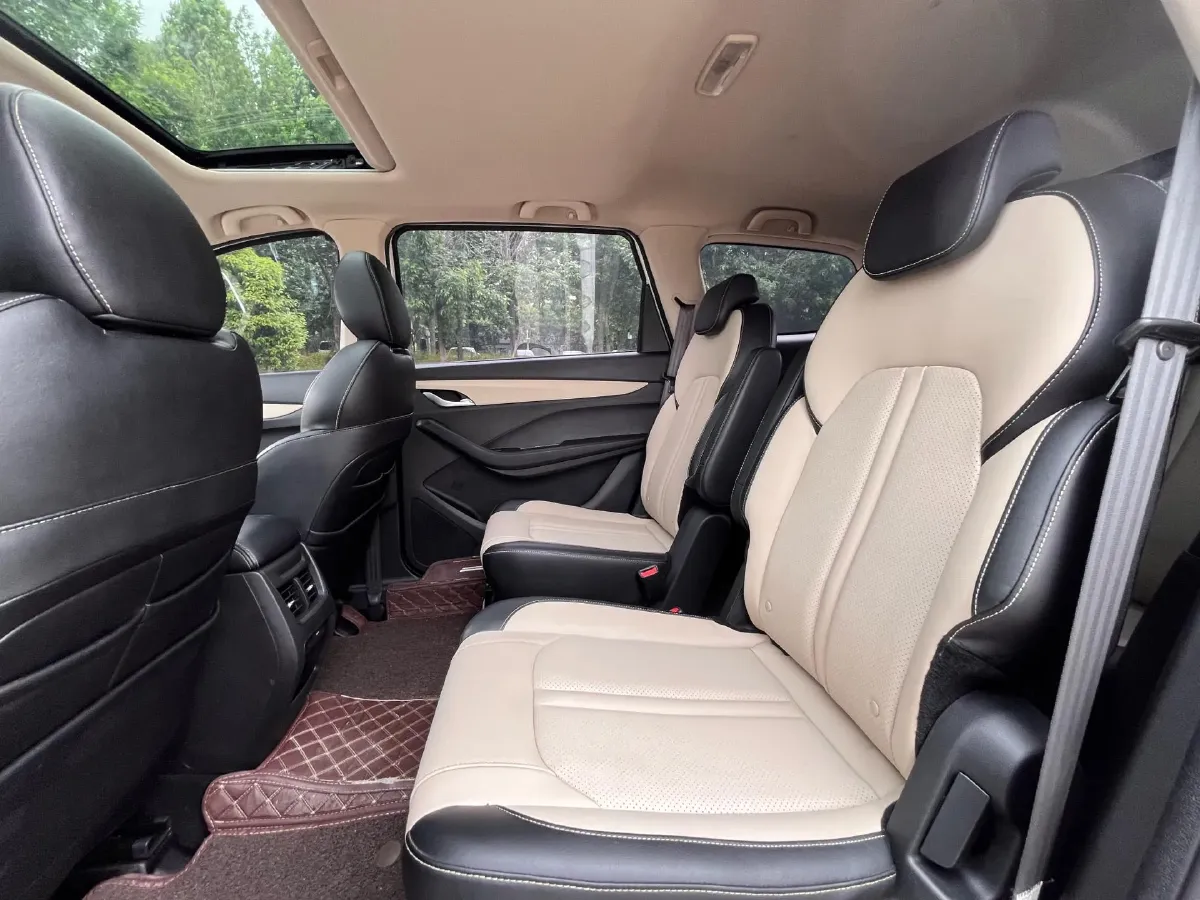 2018 BaoJun 360 1.5L 112HP L4 6MT,autocango,china used car exporter,china ev exporter,chinese used car exporter,chinese used ev exporter