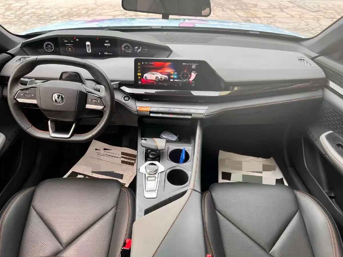 2022 ChangAn UNI-V 1.5T 188HP L4 7DCT,autocango,china used car exporter,china ev exporter,chinese used car exporter,chinese used ev exporter