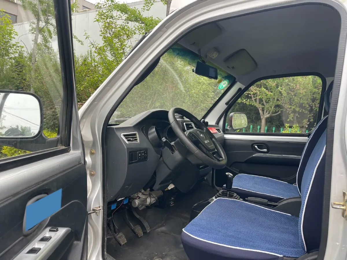 2018 ChangAn Kaicene ShenQi T20 1.5L 112HP L4 5MT,autocango,china used car exporter,china ev exporter,chinese used car exporter,chinese used ev exporter