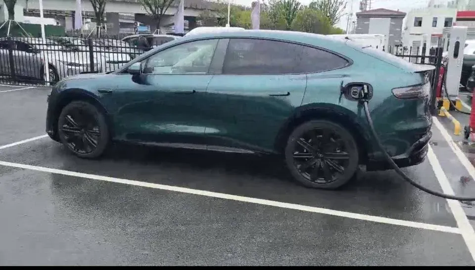 2026 Luxeed R7 REEV 156HP REEV,autocango,china used car exporter,china ev exporter,chinese used car exporter,chinese used ev exporter