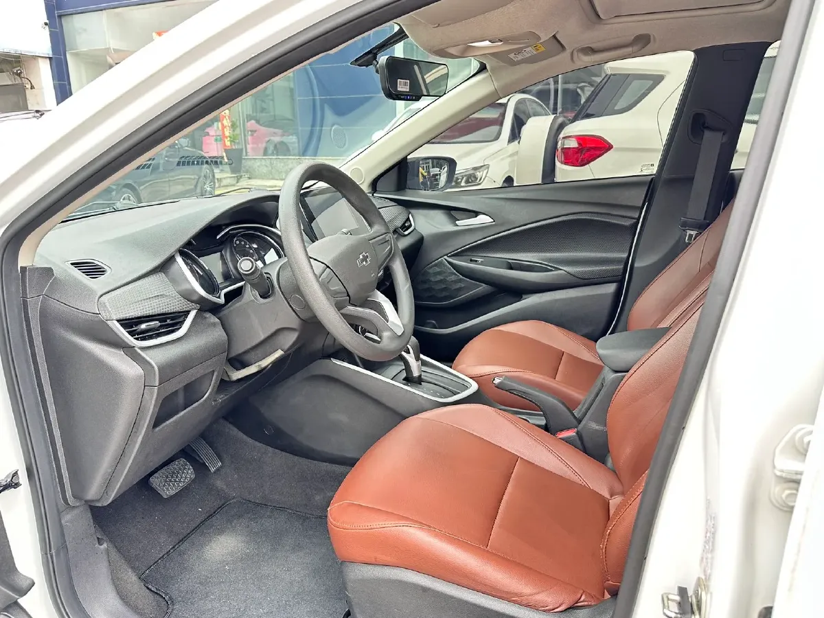 2020 Chevrolet Cavalier 1.0T 125HP L3 6AT,autocango,china used car exporter,china ev exporter,chinese used car exporter,chinese used ev exporter