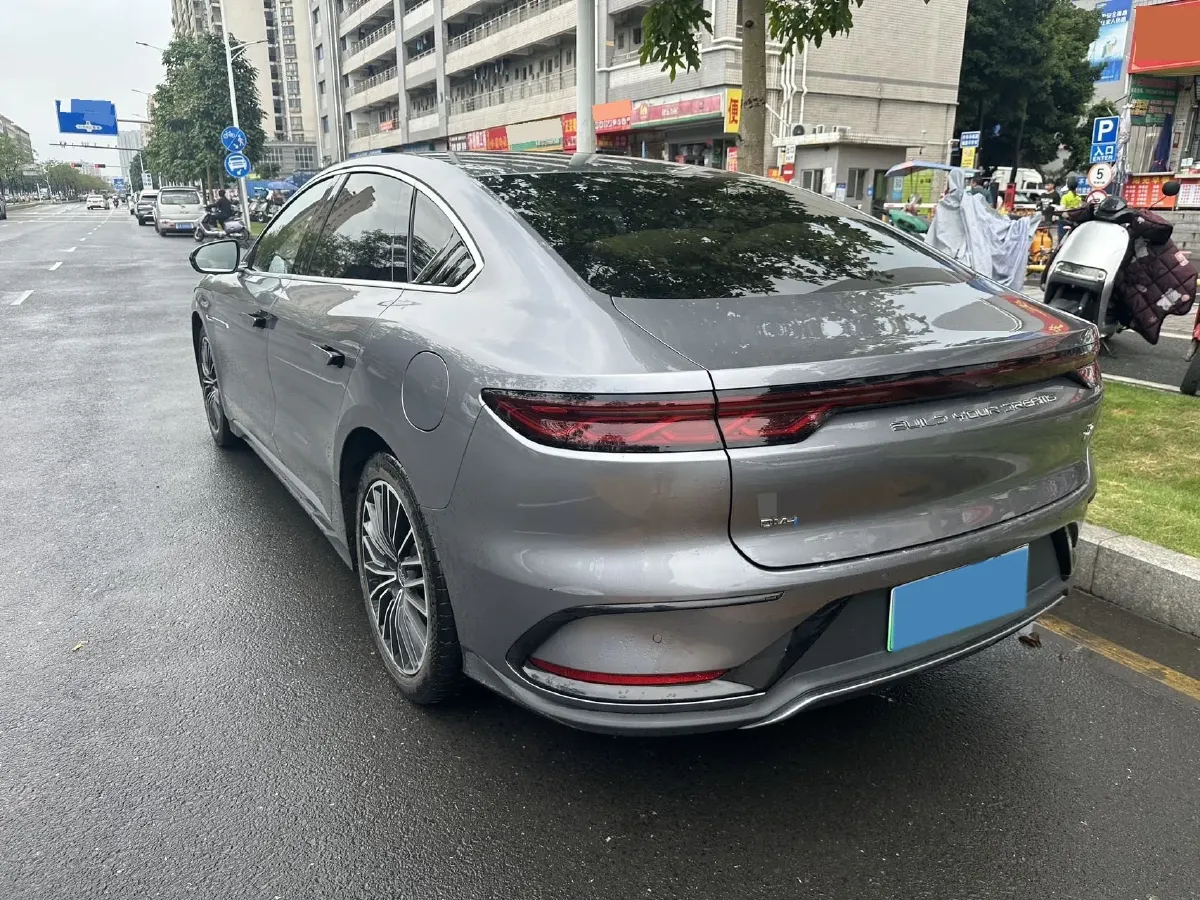 2022 Volkswagen Tiguan L 2.0T 186HP L4 7DCT,autocango,china used car exporter,china ev exporter,chinese used car exporter,chinese used ev exporter