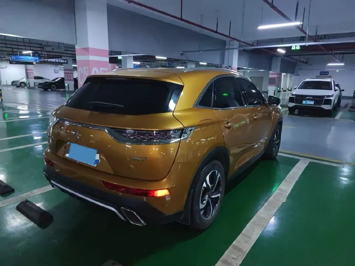 2018 DS 7 1.6T 220HP L4 8AT,autocango,china used car exporter,china ev exporter,chinese used car exporter,chinese used ev exporter