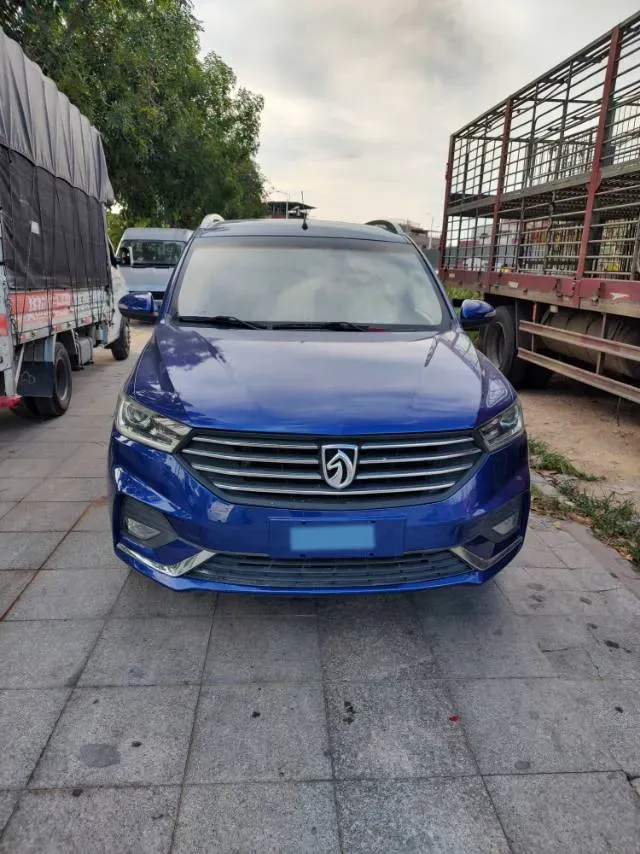 2018 BaoJun 360 1.5L 112HP L4 6MT,autocango,china used car exporter,china ev exporter,chinese used car exporter,chinese used ev exporter