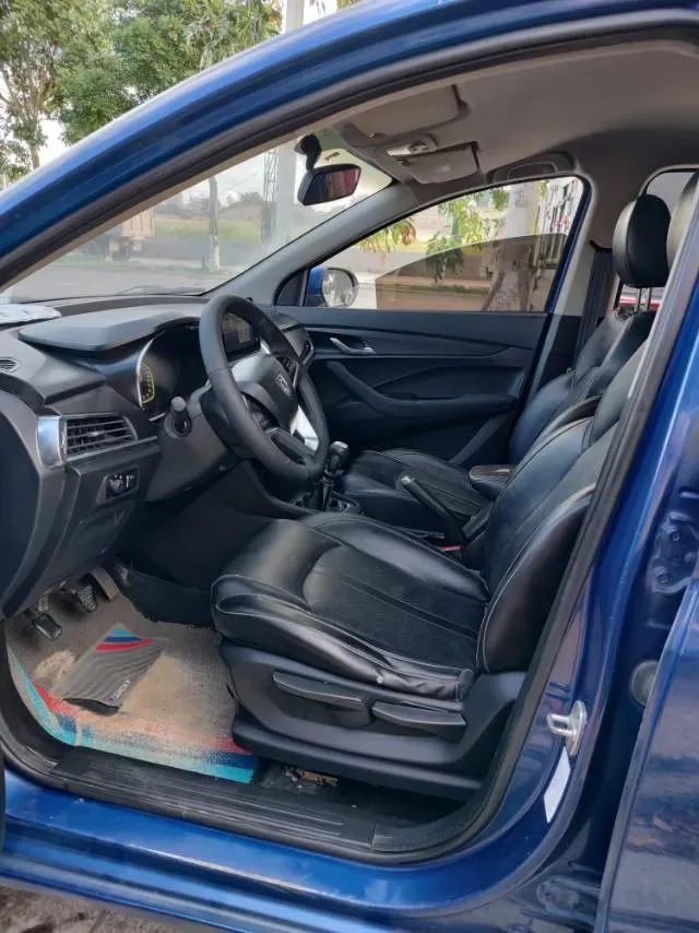 2018 BaoJun 360 1.5L 112HP L4 6MT,autocango,china used car exporter,china ev exporter,chinese used car exporter,chinese used ev exporter