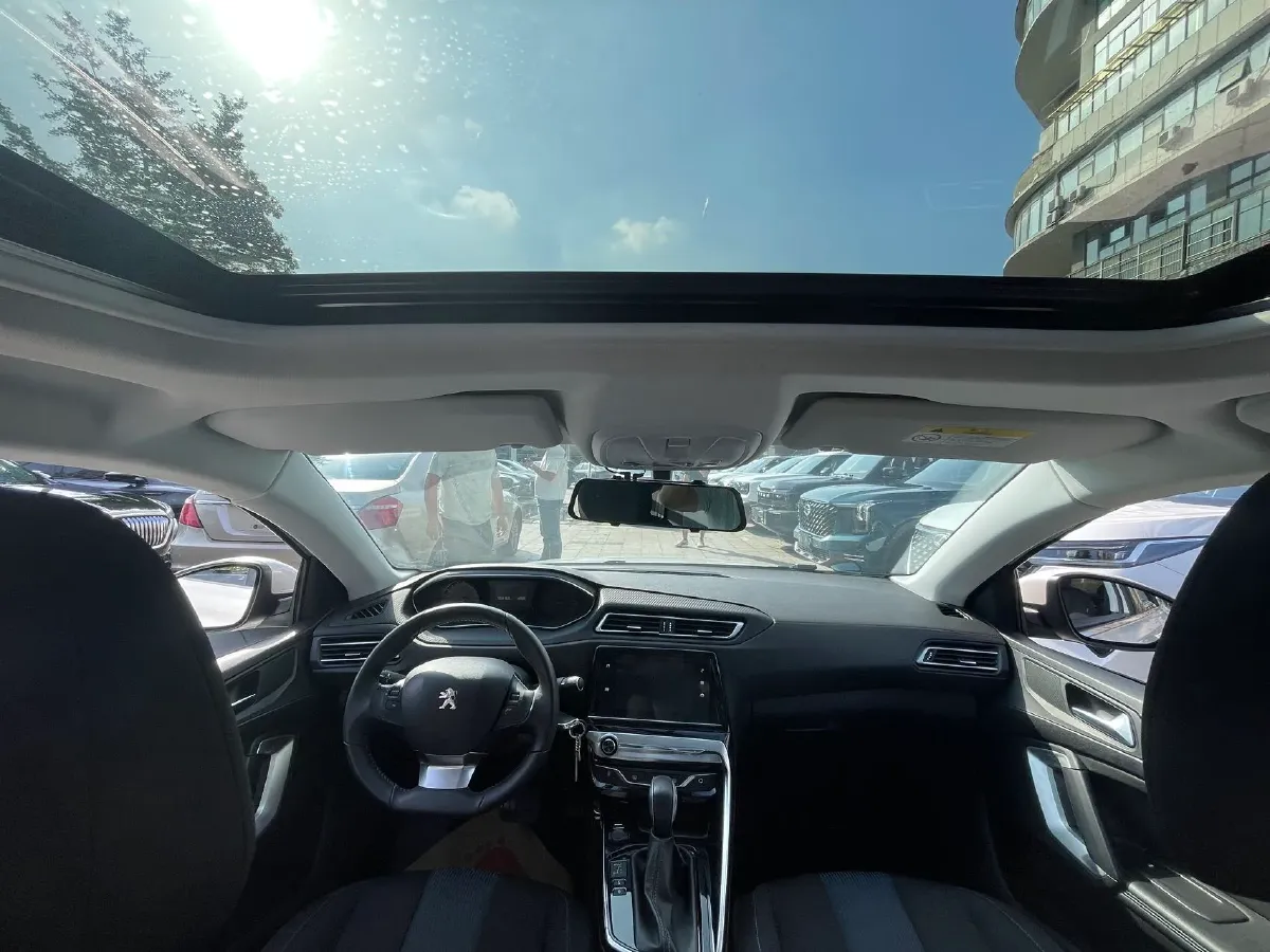 2018 Peugeot 308 1.2T 136HP L3 6AT,autocango,china used car exporter,china ev exporter,chinese used car exporter,chinese used ev exporter