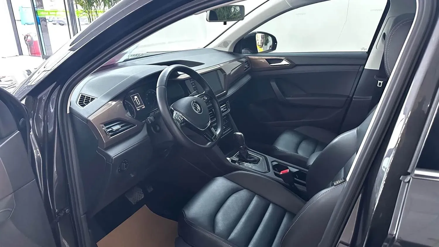 2021 Volkswagen Tharu 1.4T 150HP L4 7DCT,autocango,china used car exporter,china ev exporter,chinese used car exporter,chinese used ev exporter