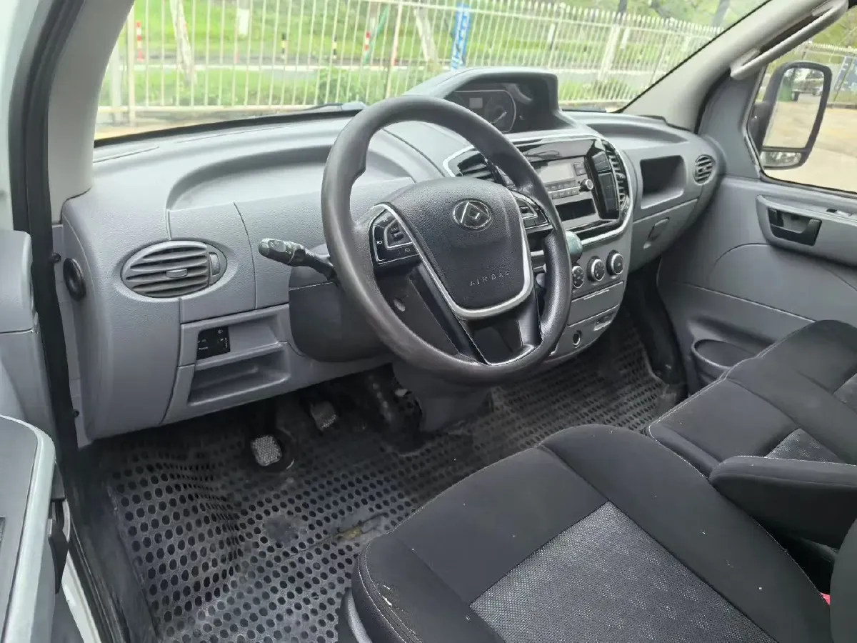 2021 MAXUS G20 2.0T 163HP L4 8AT,autocango,china used car exporter,china ev exporter,chinese used car exporter,chinese used ev exporter