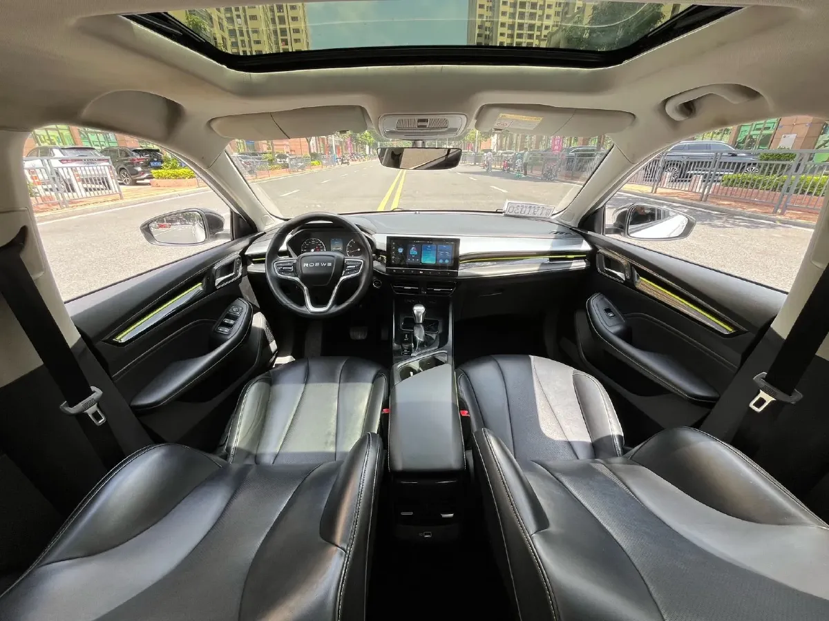 2021 Roewe i5 1.5L 120HP L4 CVT,autocango,china used car exporter,china ev exporter,chinese used car exporter,chinese used ev exporter