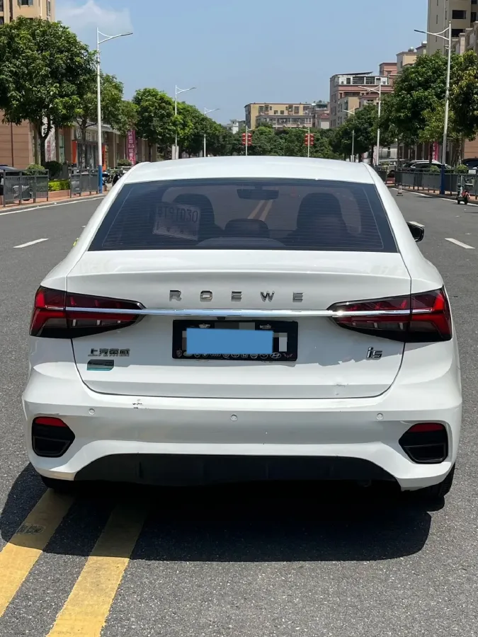 2021 Roewe i5 1.5L 120HP L4 CVT,autocango,china used car exporter,china ev exporter,chinese used car exporter,chinese used ev exporter