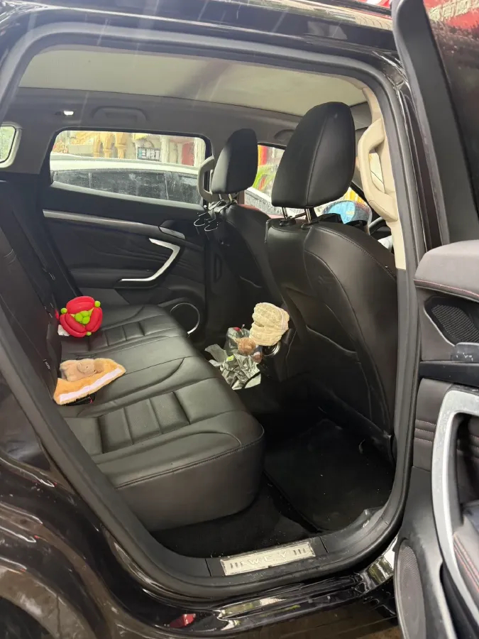 2017 WEY VV7 2.0T 234HP L4 7DCT,autocango,china used car exporter,china ev exporter,chinese used car exporter,chinese used ev exporter