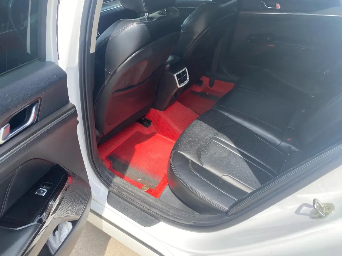 2020 Kia K5 1.5T 170HP L4 7DCT,autocango,china used car exporter,china ev exporter,chinese used car exporter,chinese used ev exporter