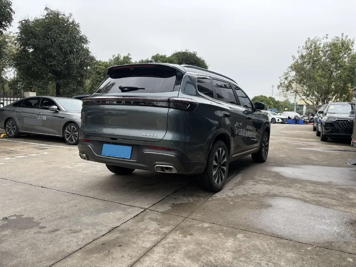 2025 Chery Tiggo 8 Plus 1.6T 197HP L4 7DCT,autocango,china used car exporter,china ev exporter,chinese used car exporter,chinese used ev exporter