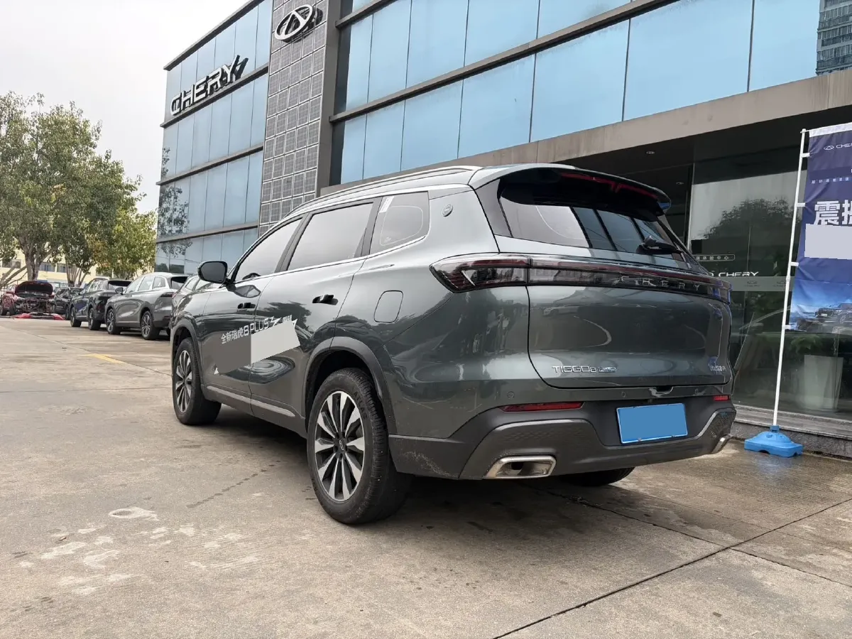 2025 Chery Tiggo 8 Plus 1.6T 197HP L4 7DCT,autocango,china used car exporter,china ev exporter,chinese used car exporter,chinese used ev exporter