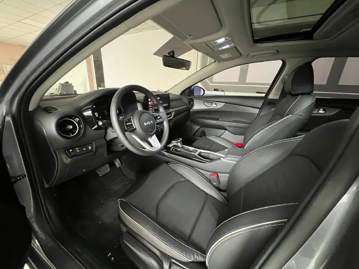 2024 Kia K3 1.5L 115HP L4 CVT,autocango,china used car exporter,china ev exporter,chinese used car exporter,chinese used ev exporter