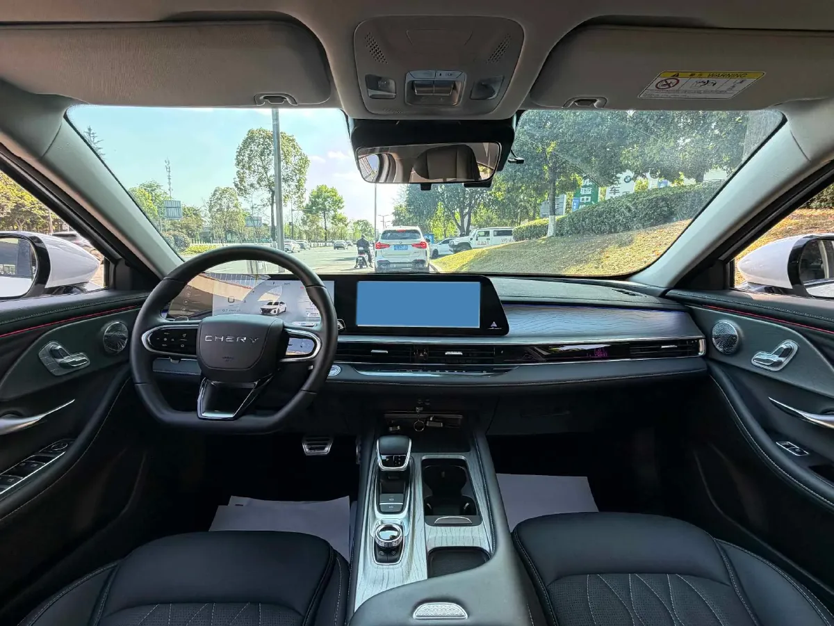 2025 Chery Arrizo 8 2.0T 254HP L4 7DCT,autocango,china used car exporter,china ev exporter,chinese used car exporter,chinese used ev exporter