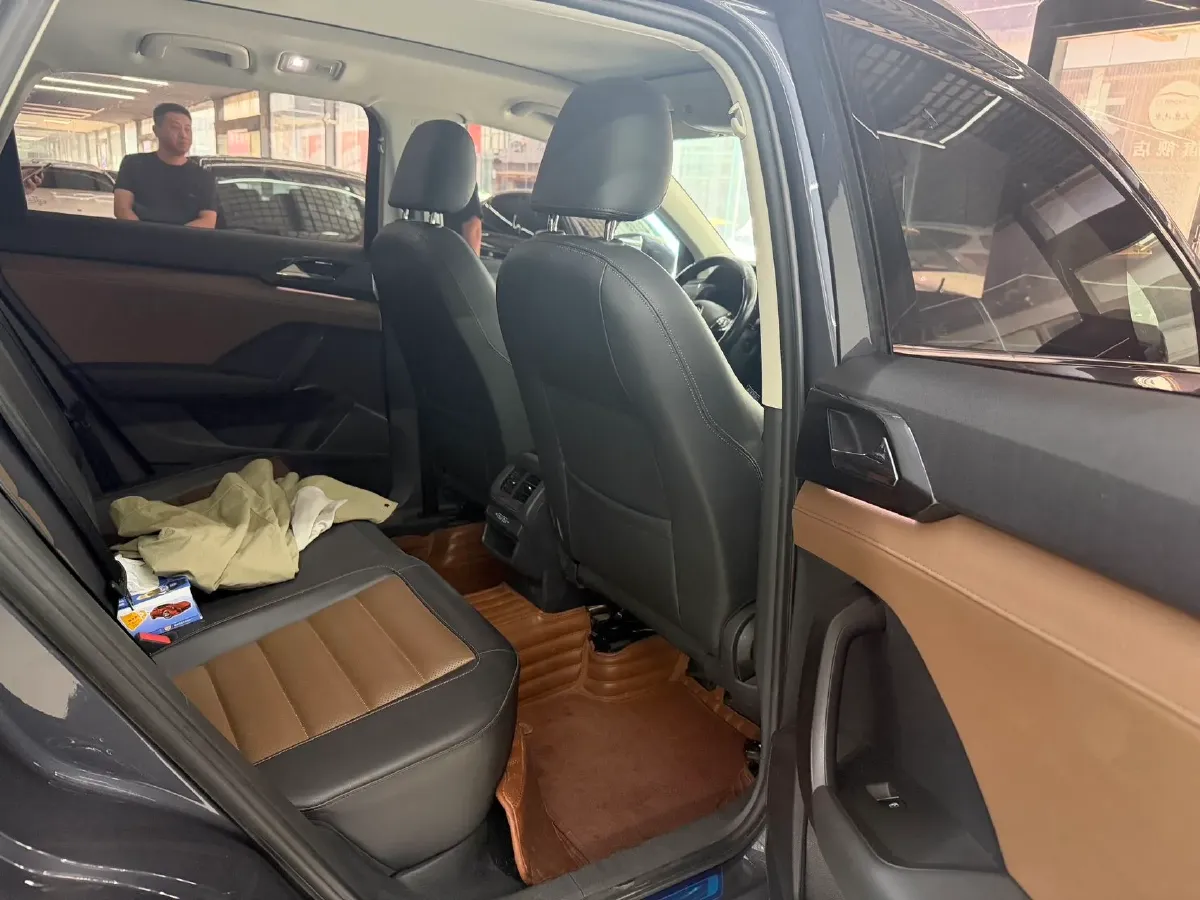 2019 Jeep Compass 1.3T 173HP L4 9AT,autocango,china used car exporter,china ev exporter,chinese used car exporter,chinese used ev exporter