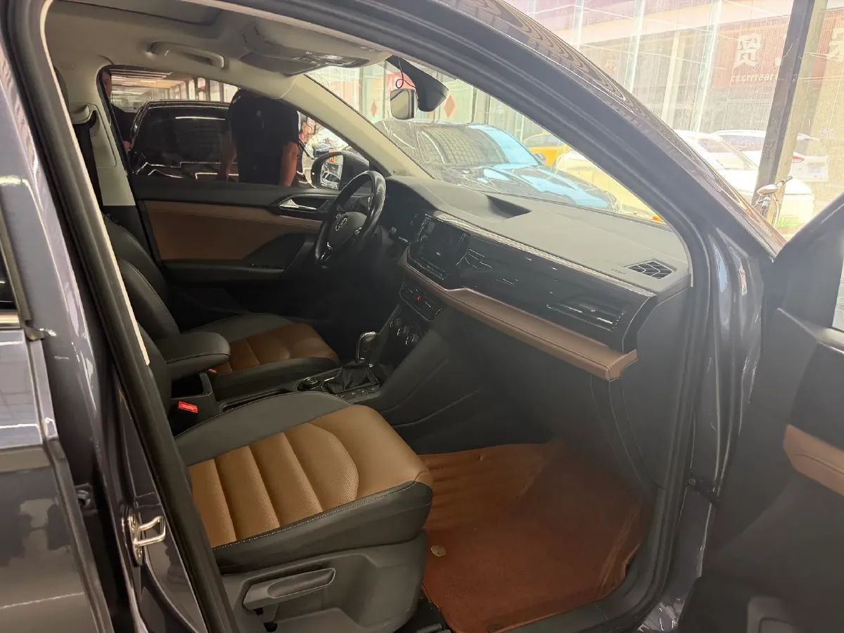 2019 Jeep Compass 1.3T 173HP L4 9AT,autocango,china used car exporter,china ev exporter,chinese used car exporter,chinese used ev exporter