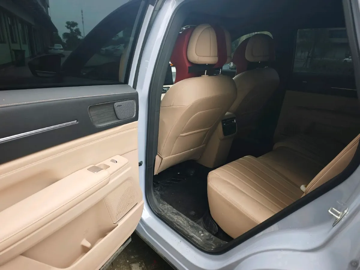 2025 Jetour X70 Plus 1.5T 156HP L4 6DCT,autocango,china used car exporter,china ev exporter,chinese used car exporter,chinese used ev exporter