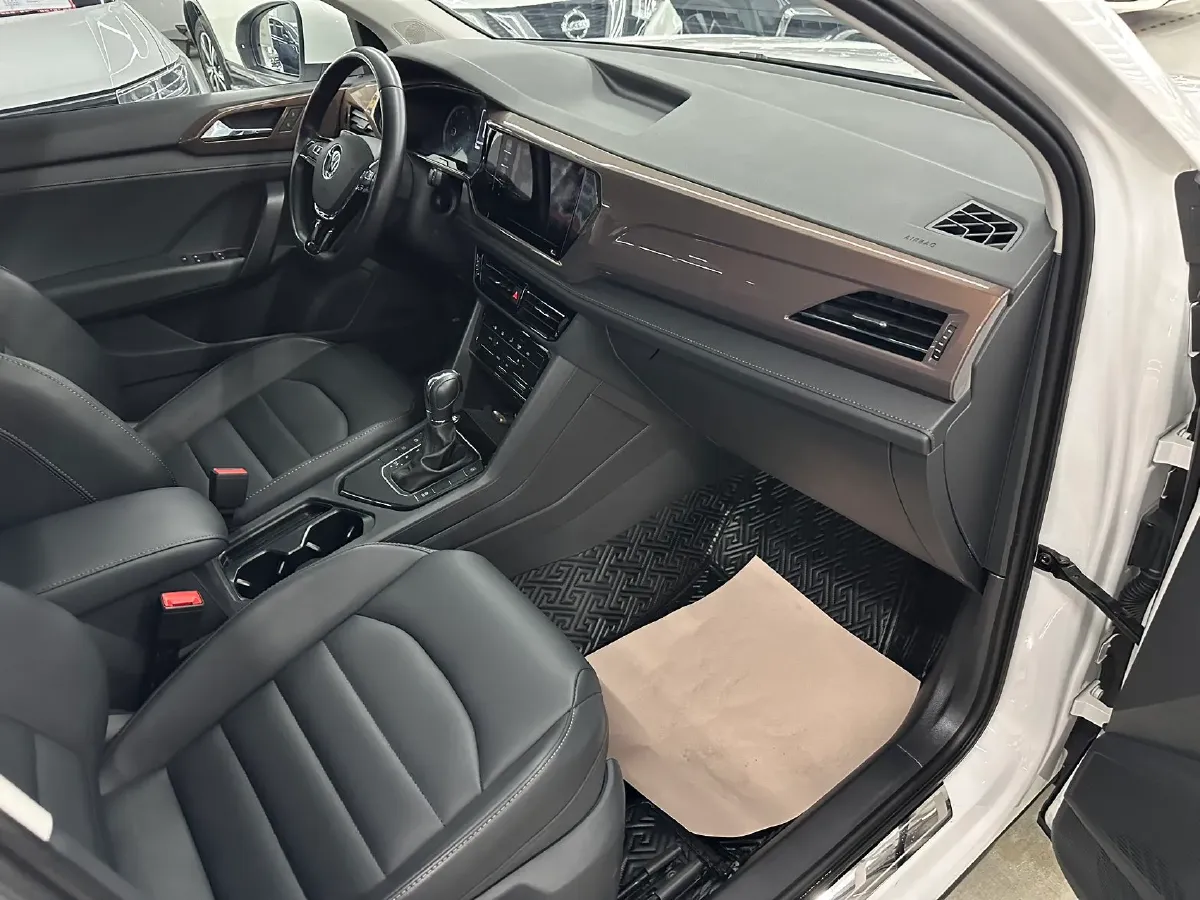 2021 Volkswagen Tharu 1.4T 150HP L4 7DCT,autocango,china used car exporter,china ev exporter,chinese used car exporter,chinese used ev exporter