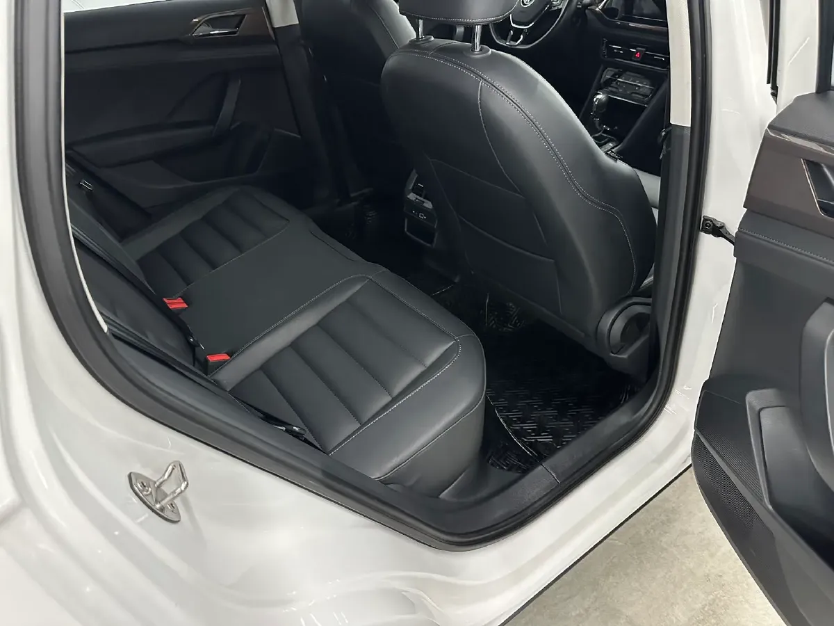 2021 Volkswagen Tharu 1.4T 150HP L4 7DCT,autocango,china used car exporter,china ev exporter,chinese used car exporter,chinese used ev exporter