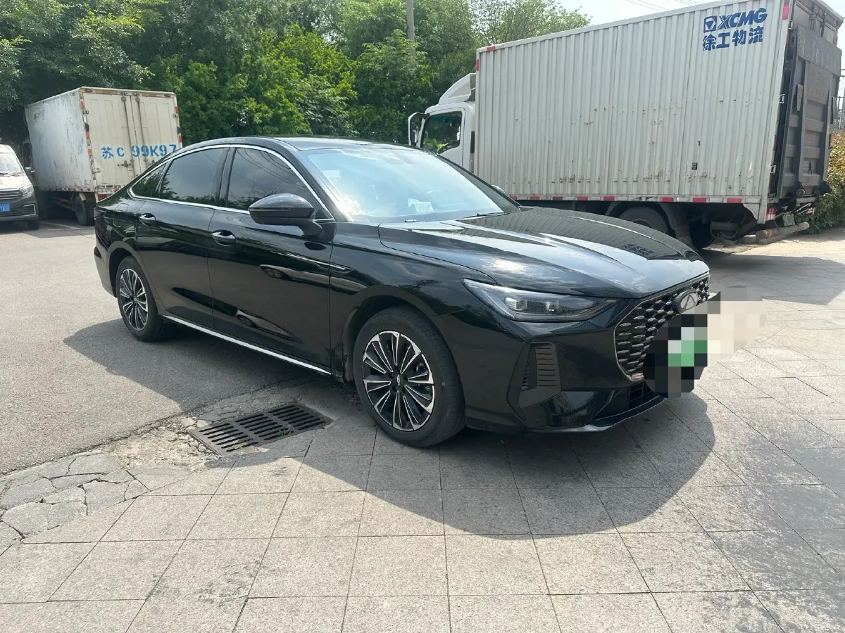 2025 Fulwin FulwinA8L 1.5T 156HP L4 1DHT PHEV 18.67KWH,autocango,china used car exporter,china ev exporter,chinese used car exporter,chinese used ev exporter