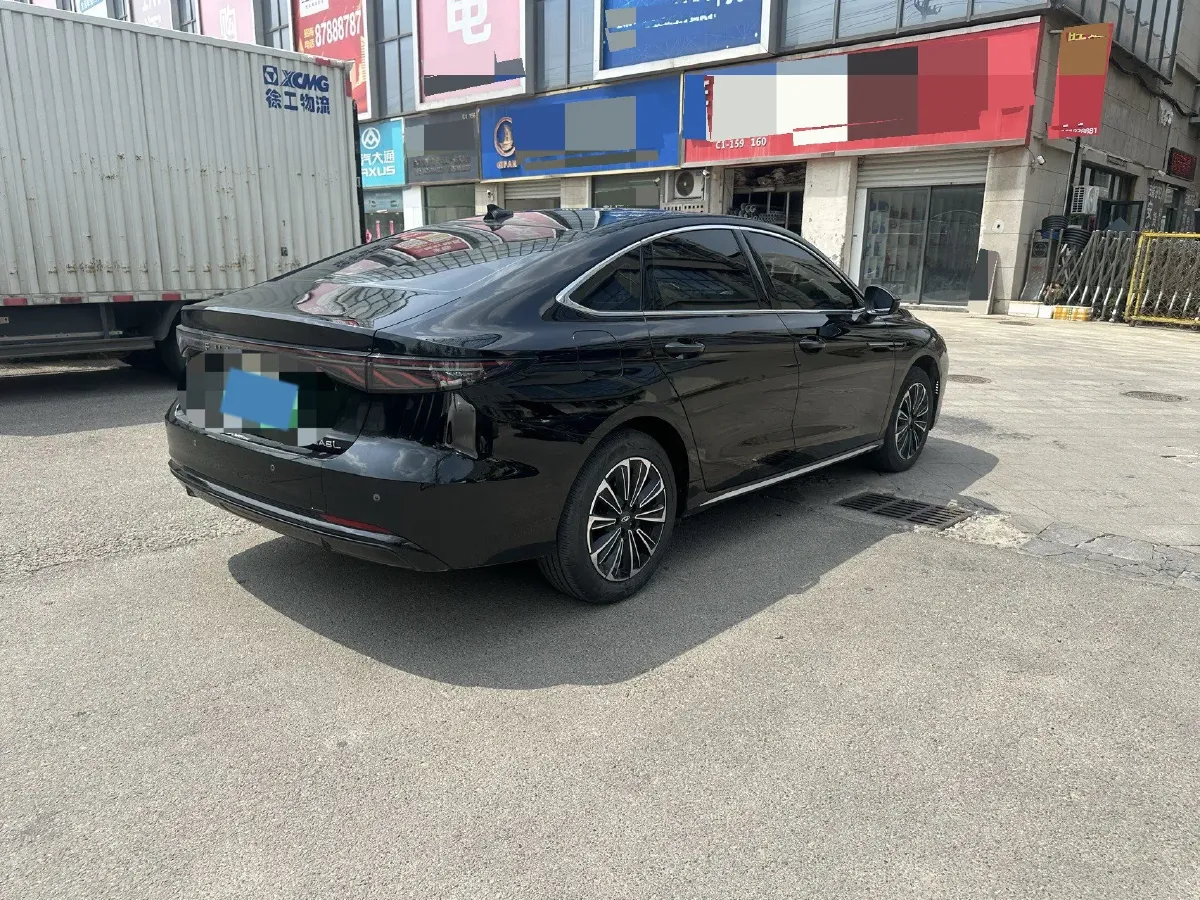 2025 Fulwin FulwinA8L 1.5T 156HP L4 1DHT PHEV 18.67KWH,autocango,china used car exporter,china ev exporter,chinese used car exporter,chinese used ev exporter