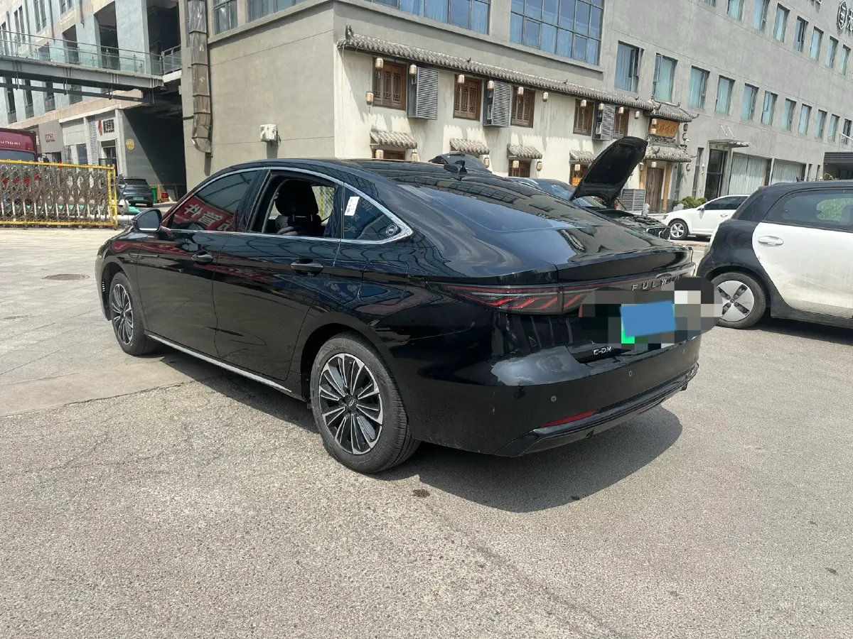 2025 Fulwin FulwinA8L 1.5T 156HP L4 1DHT PHEV 18.67KWH,autocango,china used car exporter,china ev exporter,chinese used car exporter,chinese used ev exporter