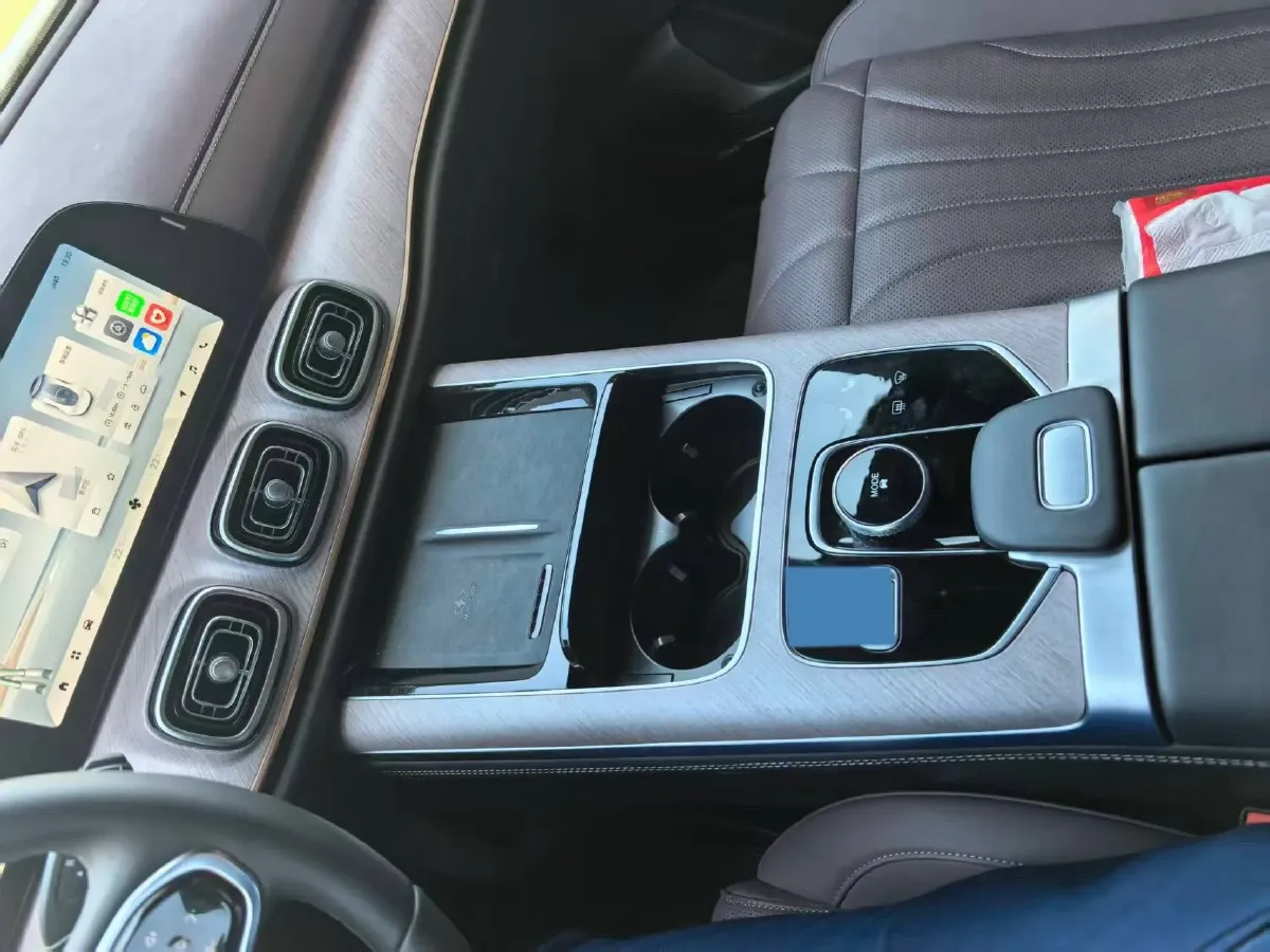 2025 Chery Tiggo 9 2.0T 261HP L4 8AT,autocango,china used car exporter,china ev exporter,chinese used car exporter,chinese used ev exporter