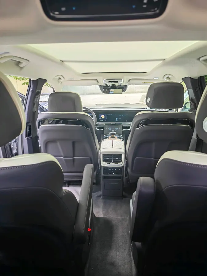 2021 HongQi E-HS9 BEV 84KWH,autocango,china used car exporter,china ev exporter,chinese used car exporter,chinese used ev exporter