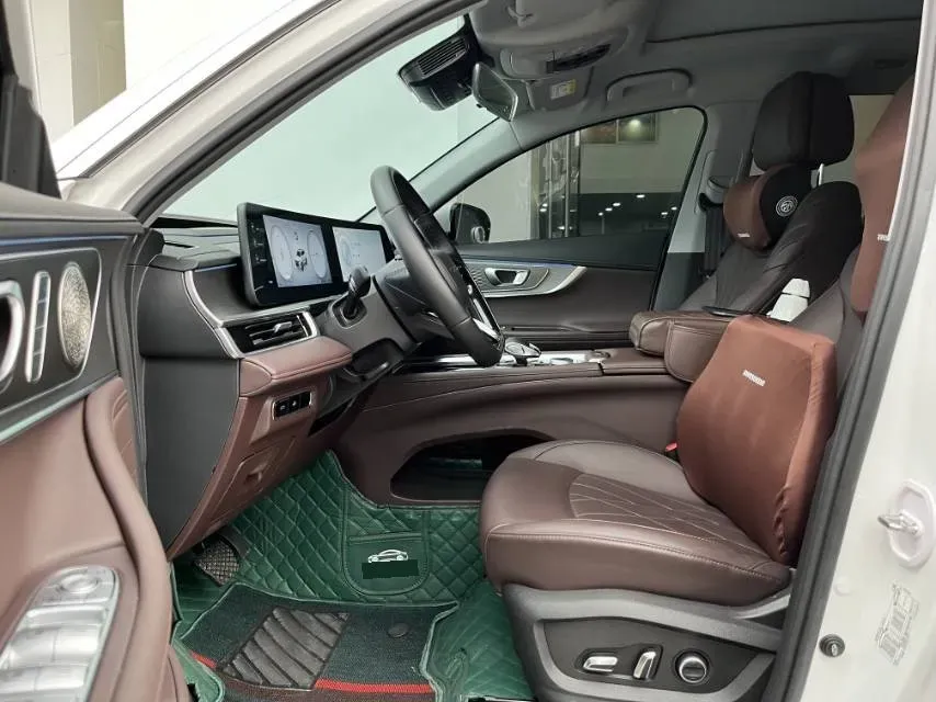 2025 Chery Tiggo 8 PRO 1.6T 197HP L4 7DCT,autocango,china used car exporter,china ev exporter,chinese used car exporter,chinese used ev exporter