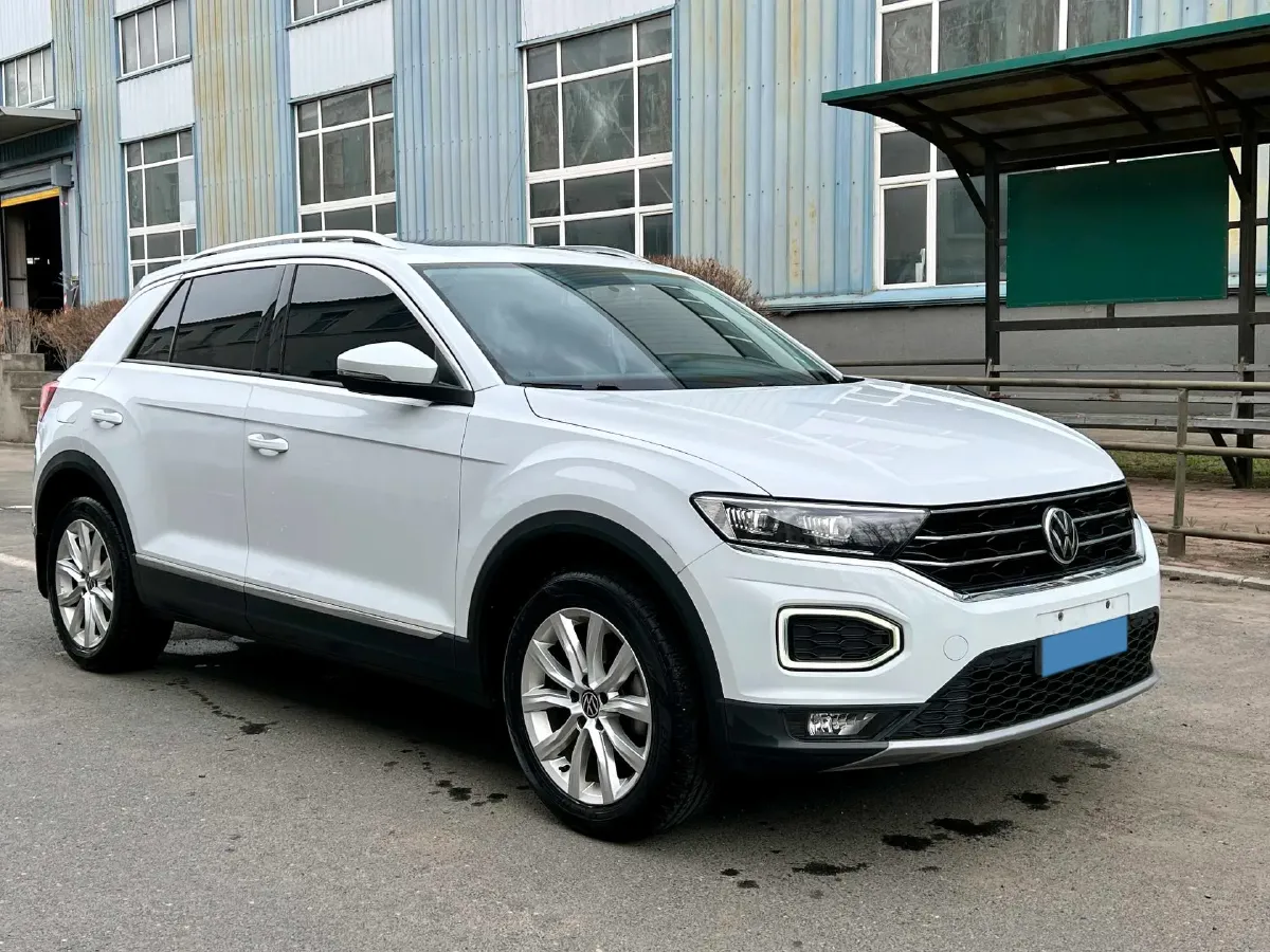 2021 Volkswagen T-Roc 1.4T 150HP L4 7DCT,autocango,china used car exporter,china ev exporter,chinese used car exporter,chinese used ev exporter