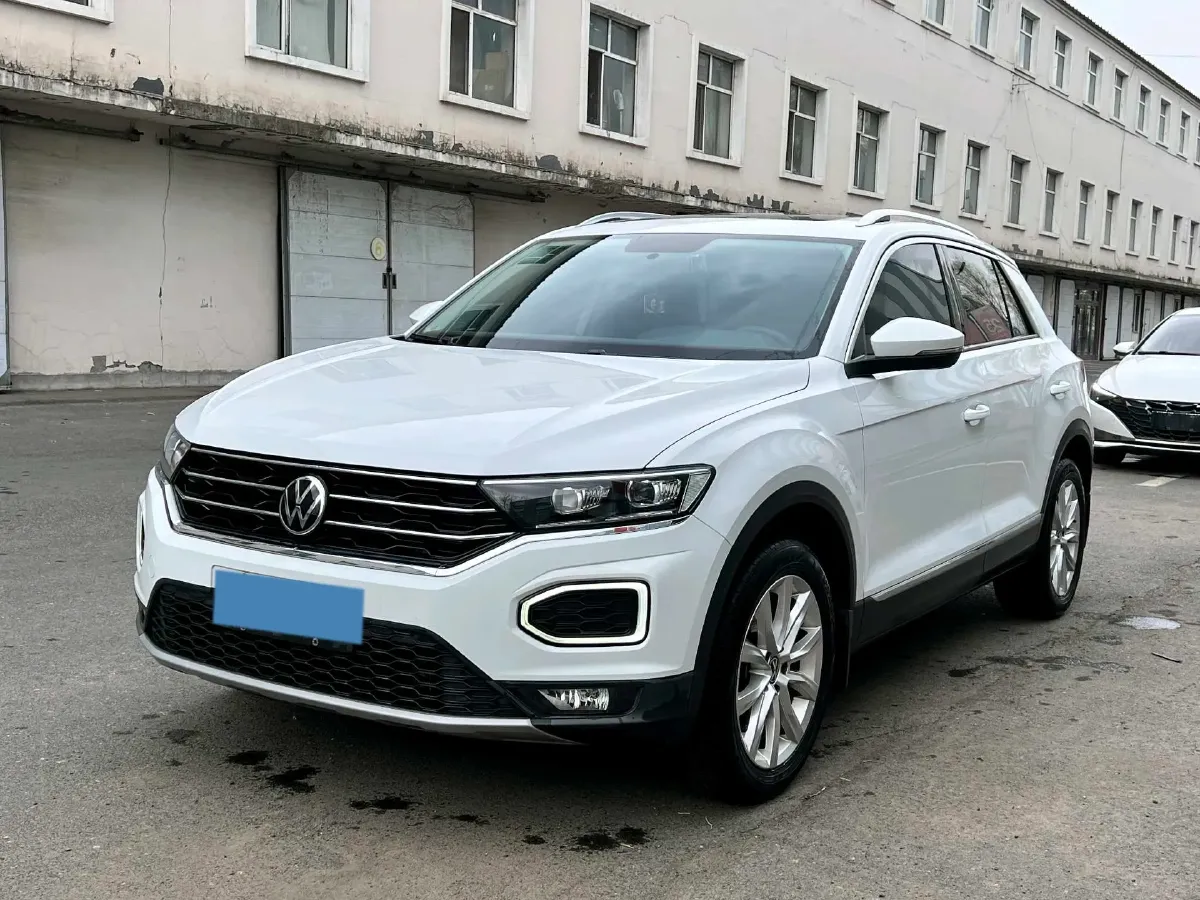 2021 Volkswagen T-Roc 1.4T 150HP L4 7DCT,autocango,china used car exporter,china ev exporter,chinese used car exporter,chinese used ev exporter