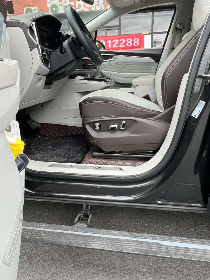 2022 Volkswagen Talagon 2.0T 220HP L4 7DCT,autocango,china used car exporter,china ev exporter,chinese used car exporter,chinese used ev exporter