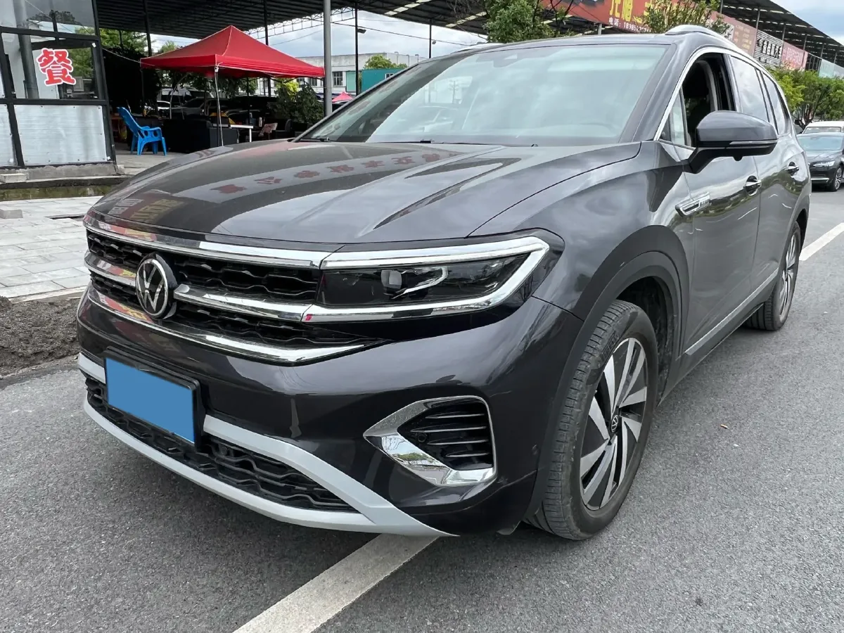 2022 Volkswagen Talagon 2.0T 220HP L4 7DCT,autocango,china used car exporter,china ev exporter,chinese used car exporter,chinese used ev exporter