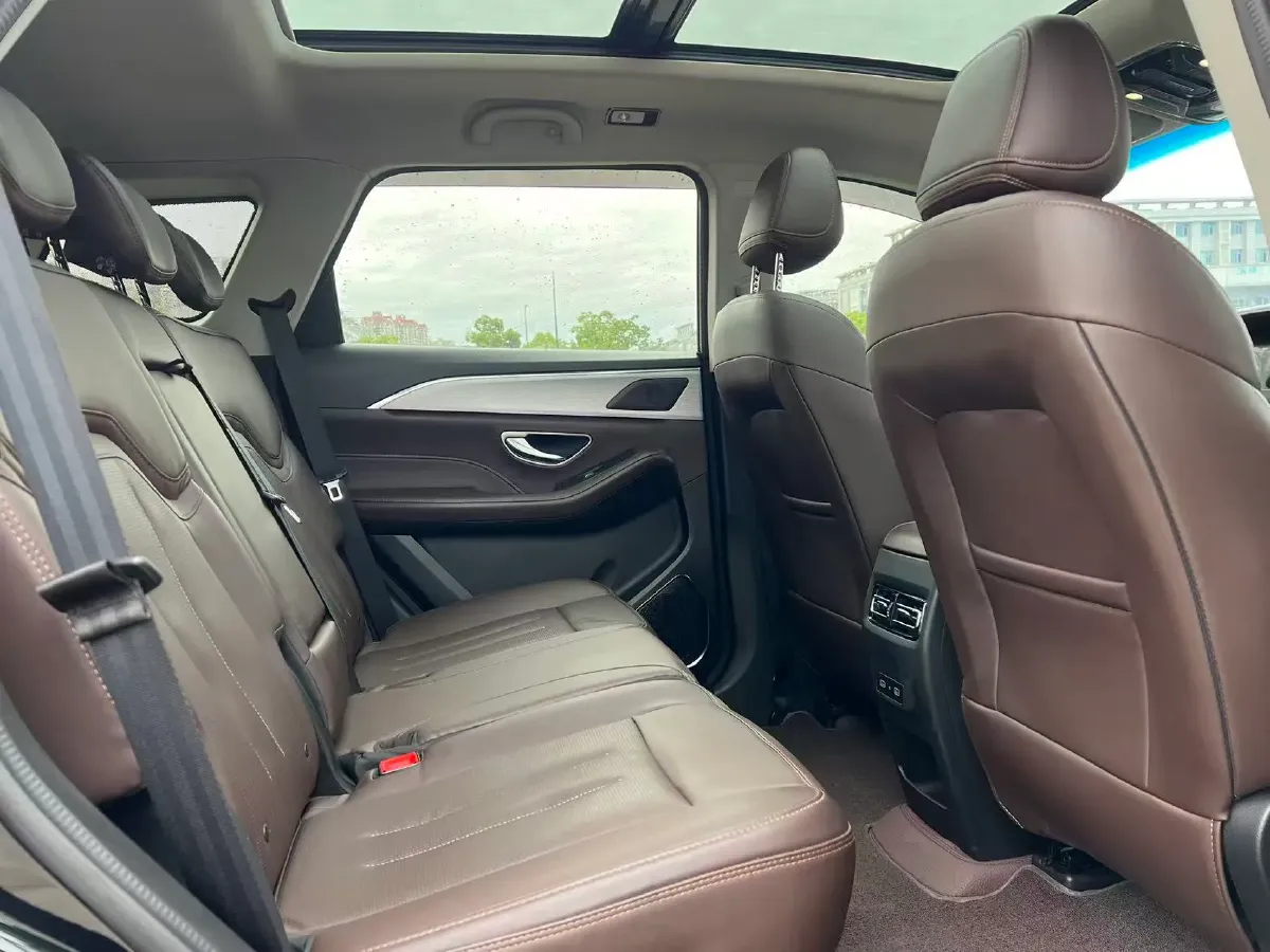 2021 Jetour X90 1.6T 197HP L4 7DCT,autocango,china used car exporter,china ev exporter,chinese used car exporter,chinese used ev exporter