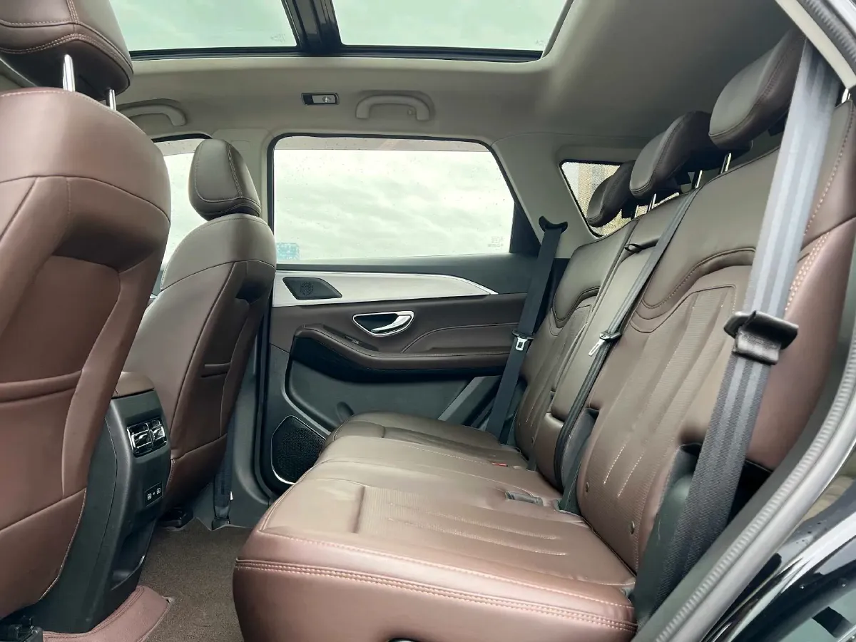 2021 Jetour X90 1.6T 197HP L4 7DCT,autocango,china used car exporter,china ev exporter,chinese used car exporter,chinese used ev exporter