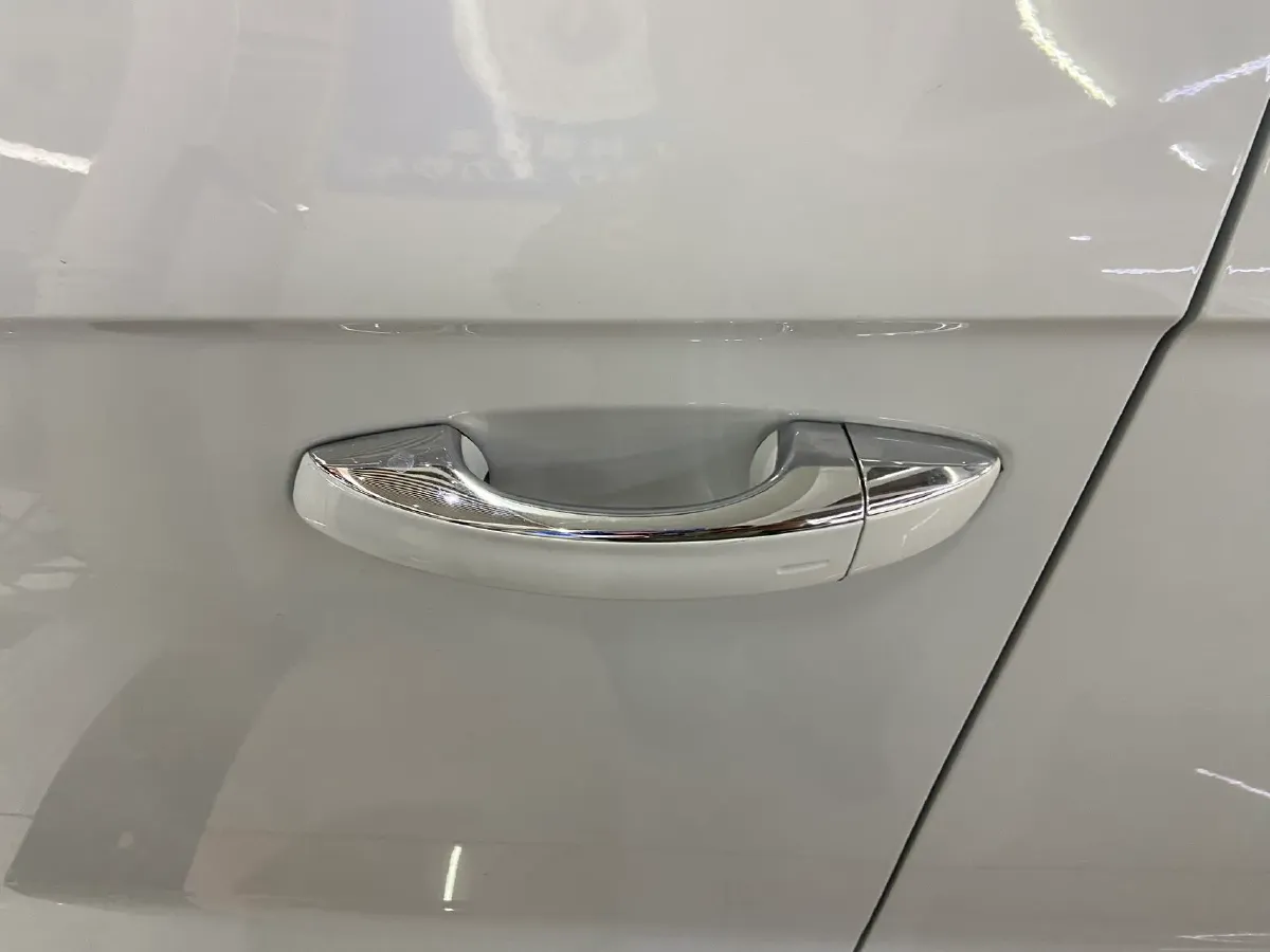 2023 Volkswagen T-Roc 1.4T 150HP L4 7DCT,autocango,china used car exporter,china ev exporter,chinese used car exporter,chinese used ev exporter