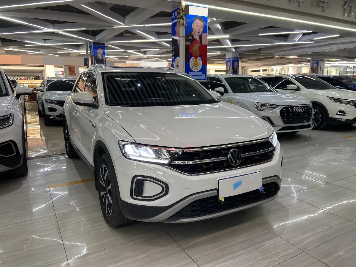 2023 Volkswagen T-Roc 1.4T 150HP L4 7DCT,autocango,china used car exporter,china ev exporter,chinese used car exporter,chinese used ev exporter