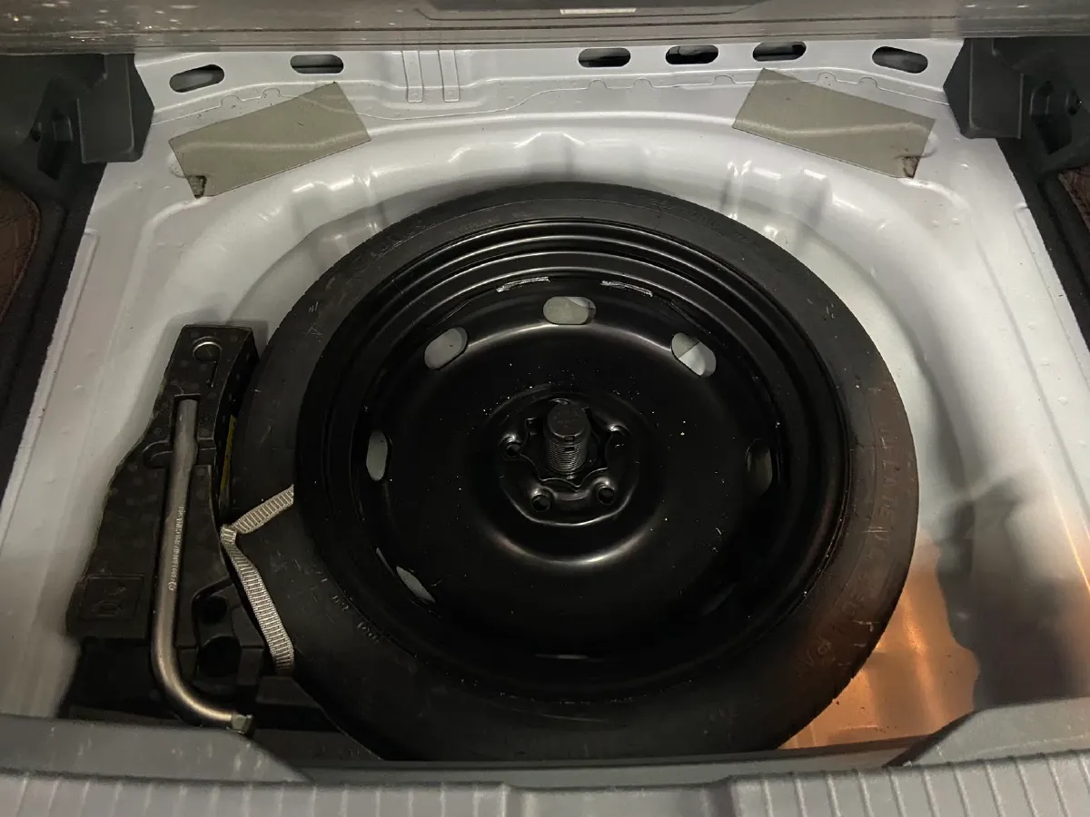 2023 Volkswagen T-Roc 1.4T 150HP L4 7DCT,autocango,china used car exporter,china ev exporter,chinese used car exporter,chinese used ev exporter